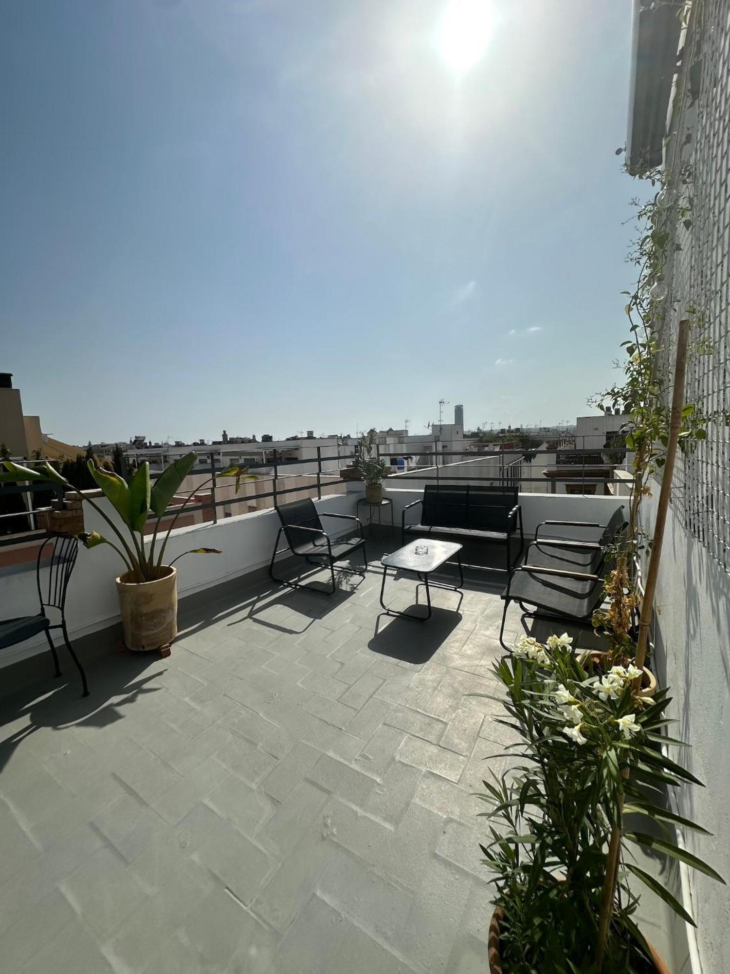 Almazen Apartamentos, Arrayan 23 Севиля Екстериор снимка