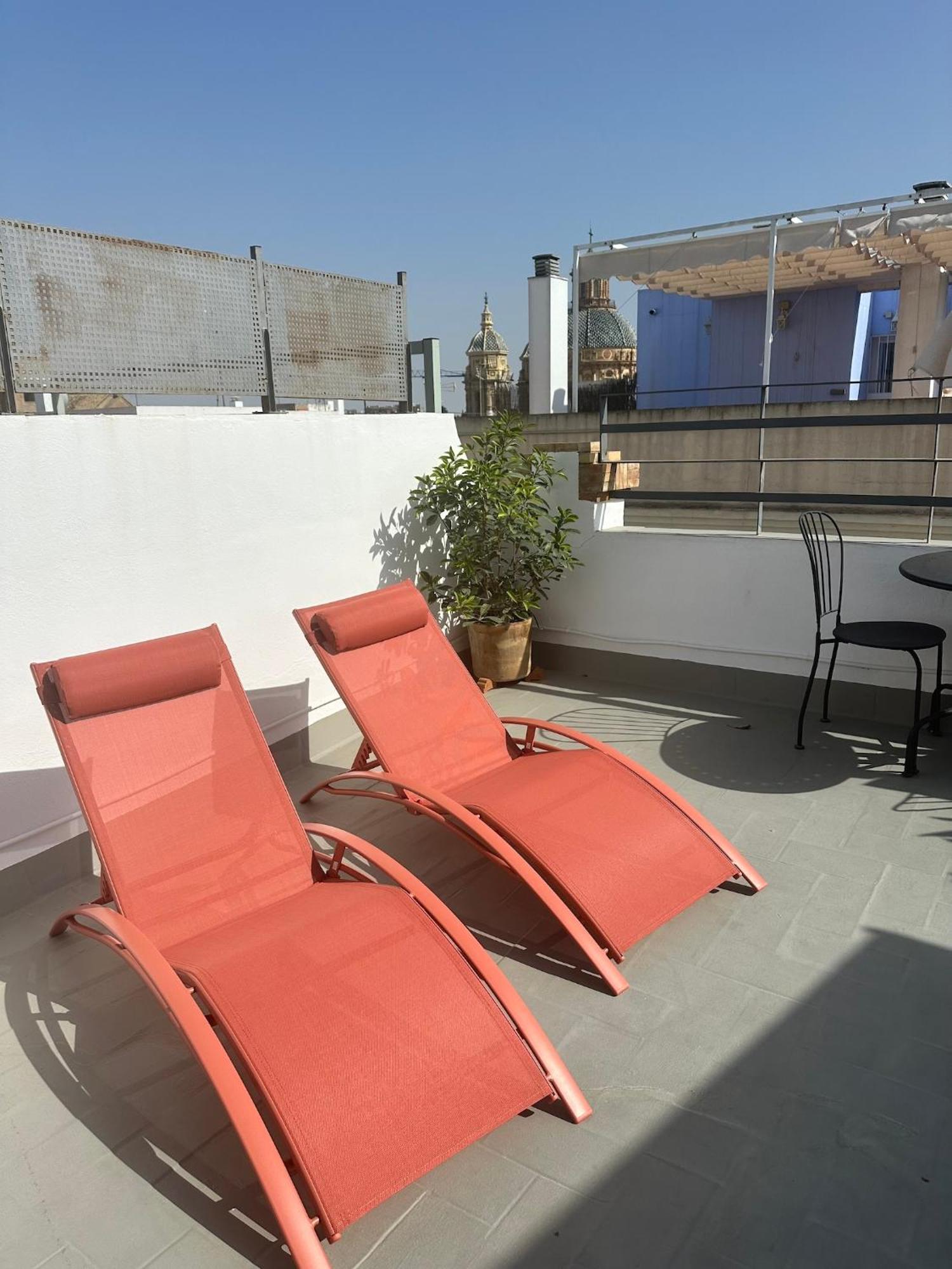 Almazen Apartamentos, Arrayan 23 Севиля Екстериор снимка