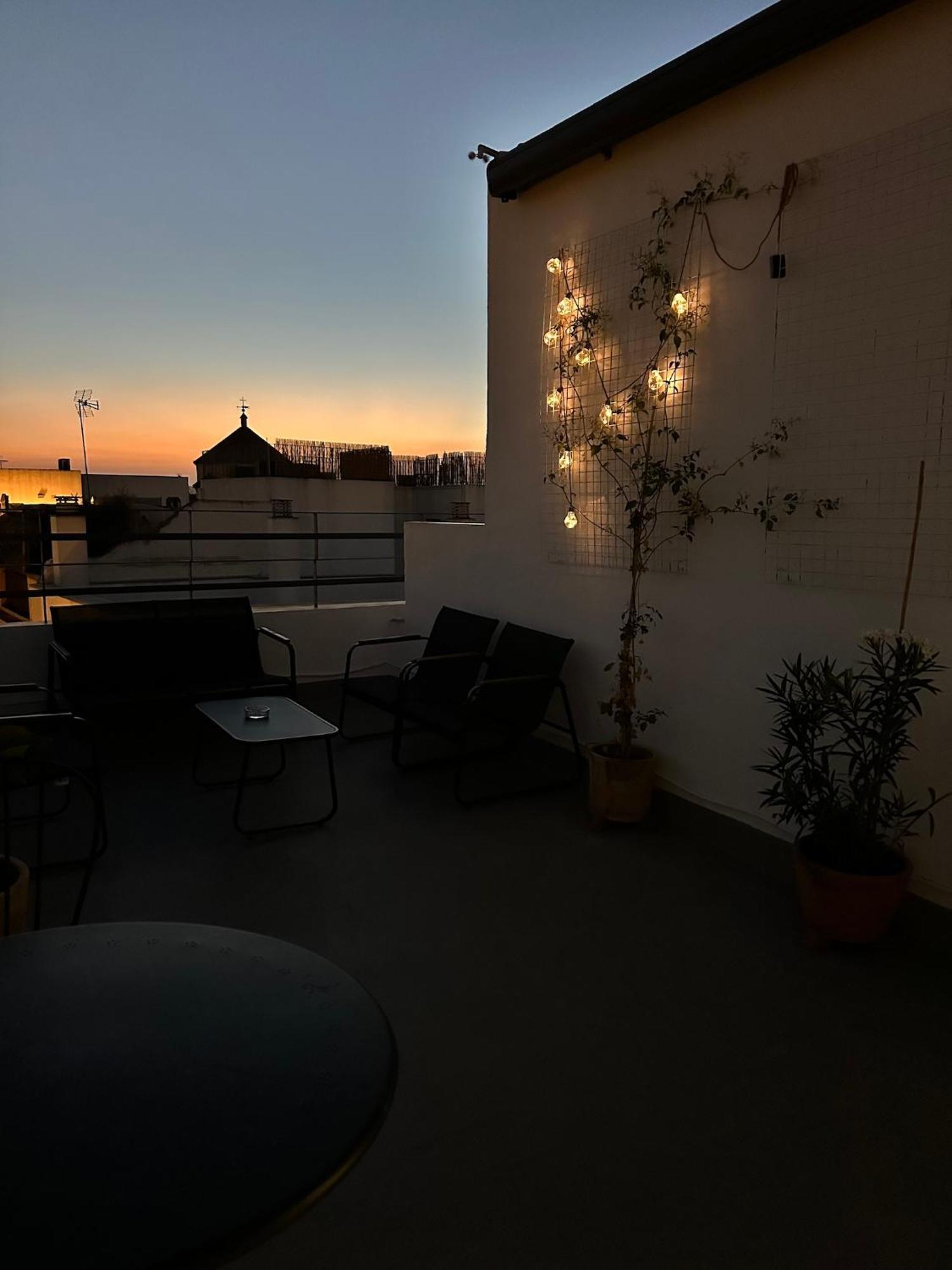 Almazen Apartamentos, Arrayan 23 Севиля Екстериор снимка