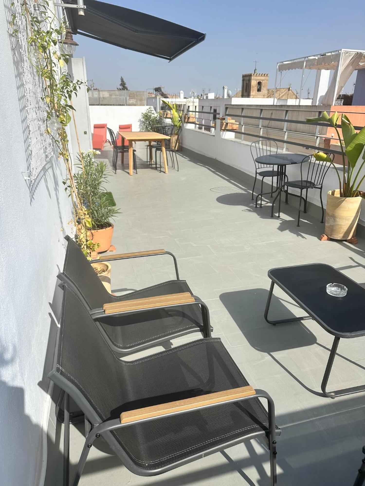 Almazen Apartamentos, Arrayan 23 Севиля Екстериор снимка