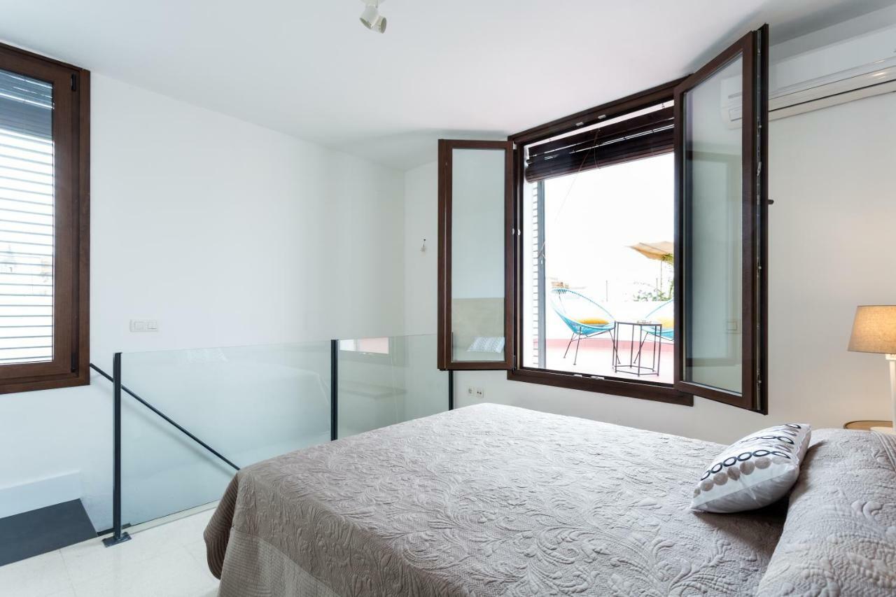 Almazen Apartamentos, Arrayan 23 Севиля Екстериор снимка