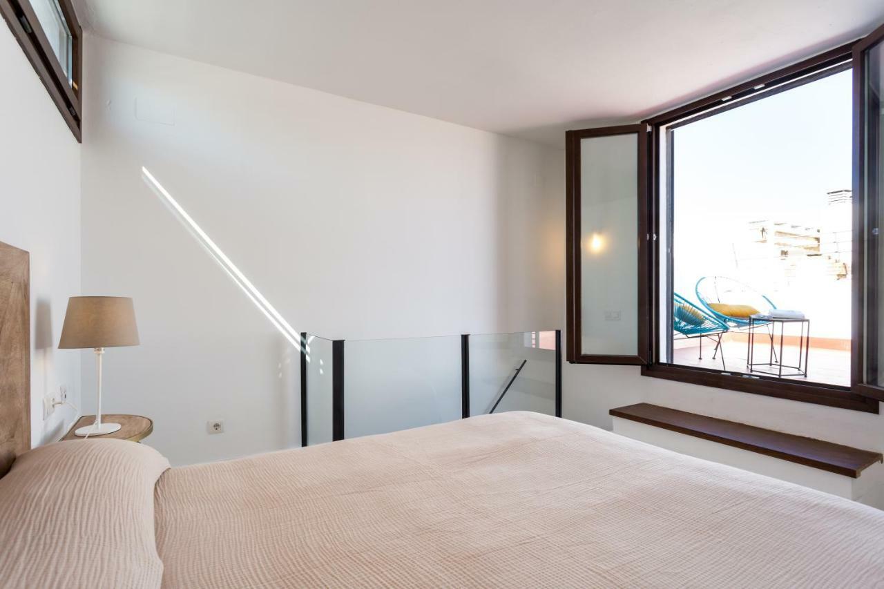 Almazen Apartamentos, Arrayan 23 Севиля Екстериор снимка