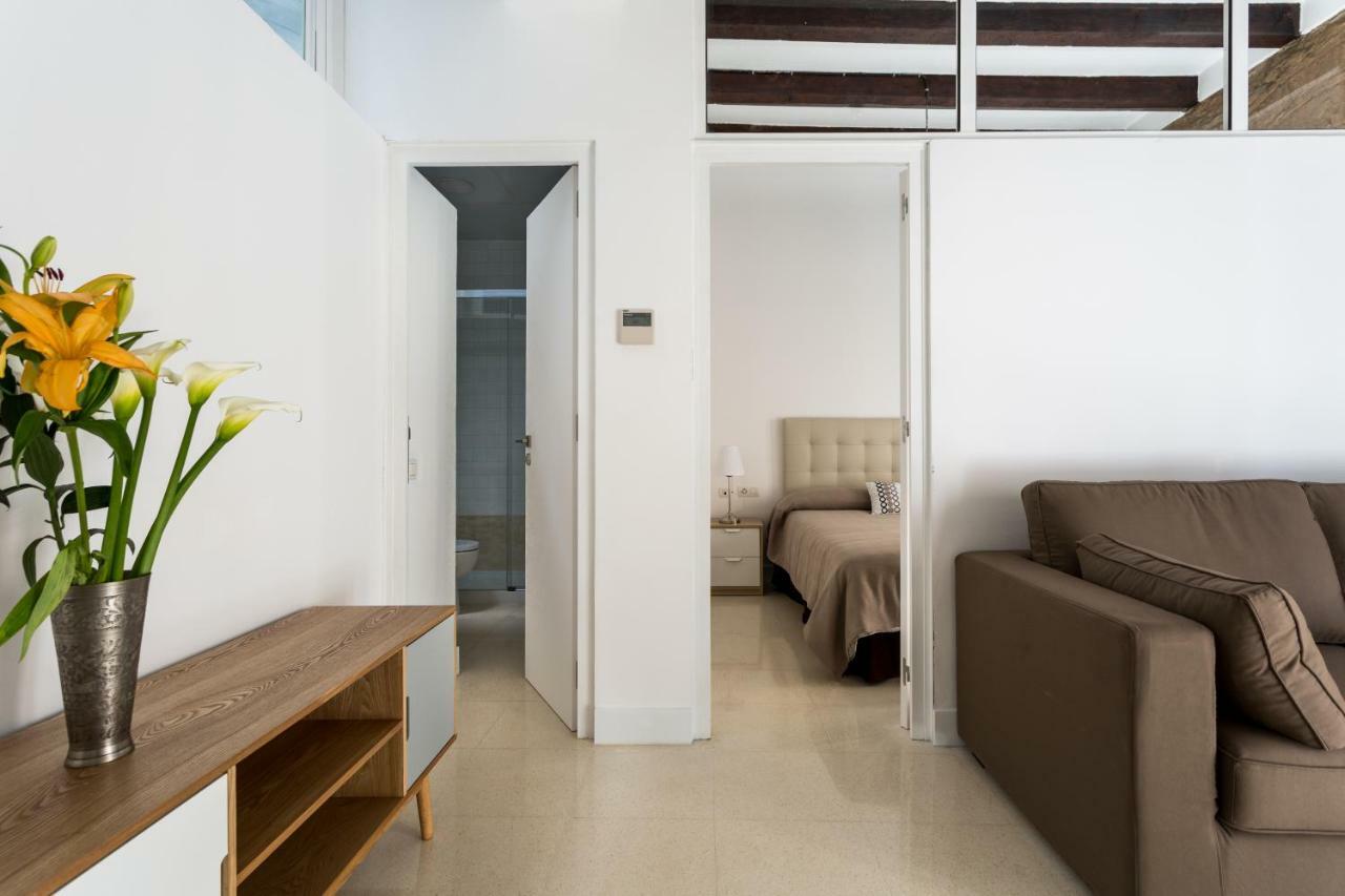 Almazen Apartamentos, Arrayan 23 Севиля Екстериор снимка