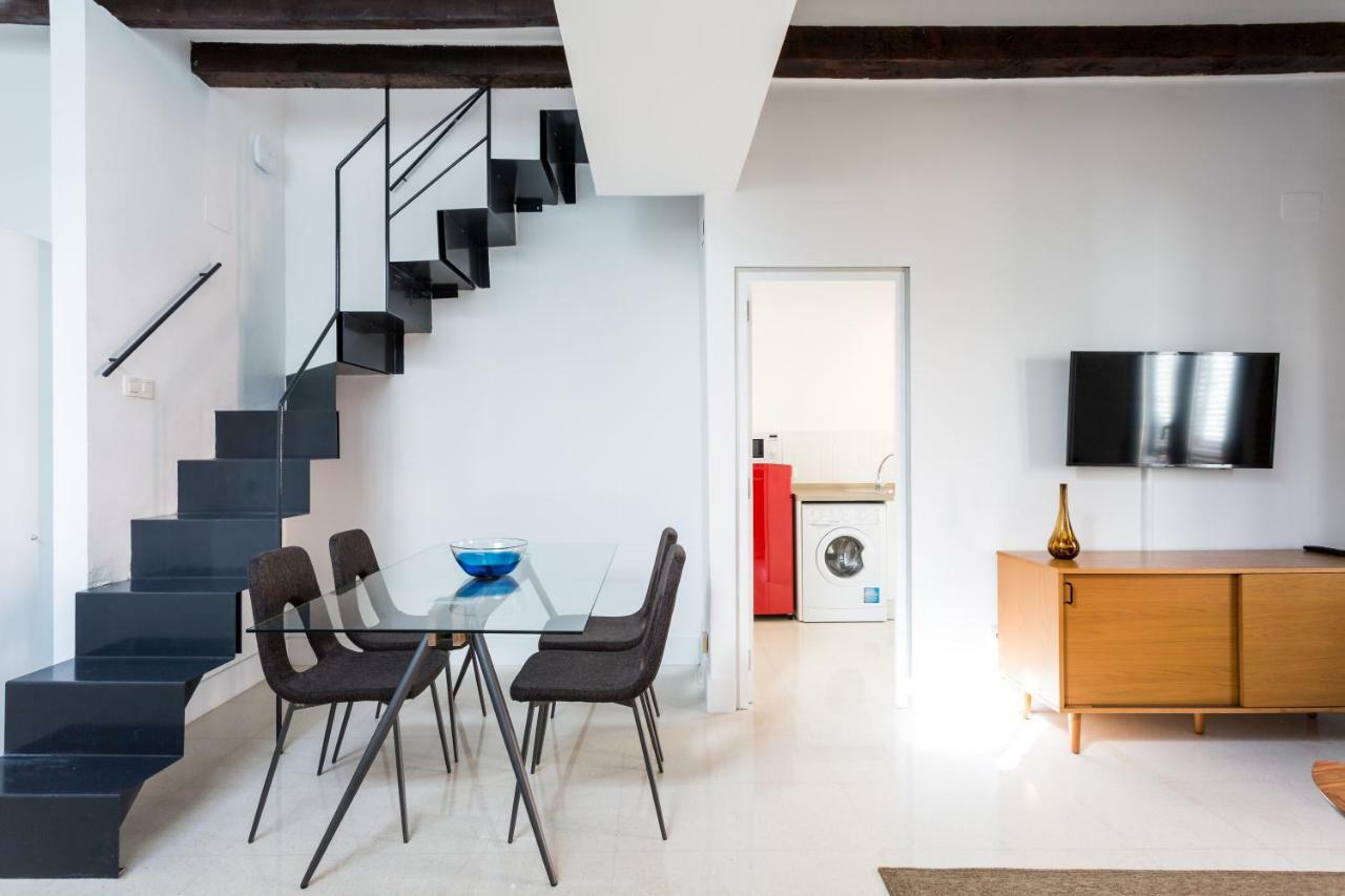 Almazen Apartamentos, Arrayan 23 Севиля Екстериор снимка
