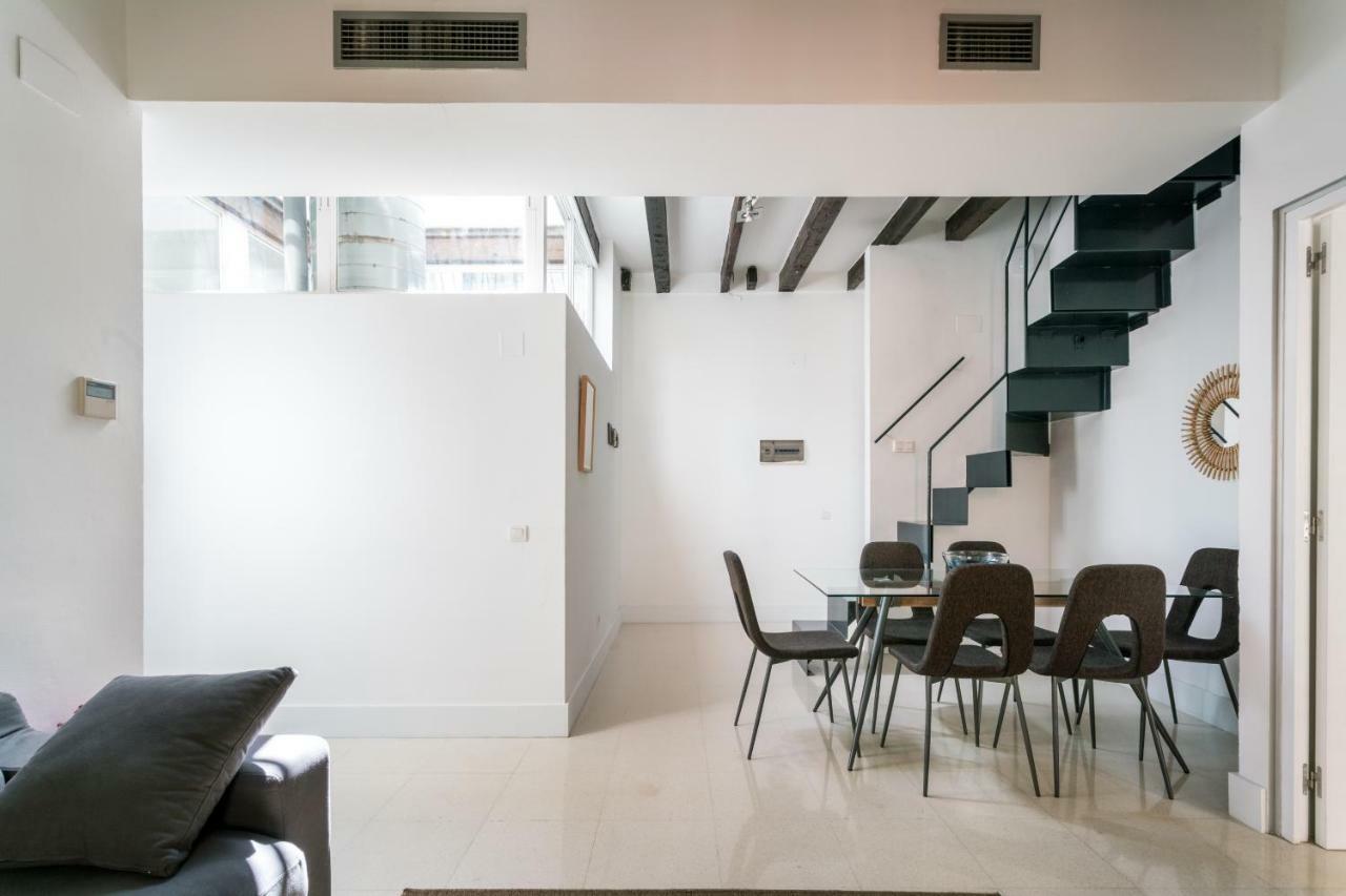 Almazen Apartamentos, Arrayan 23 Севиля Екстериор снимка
